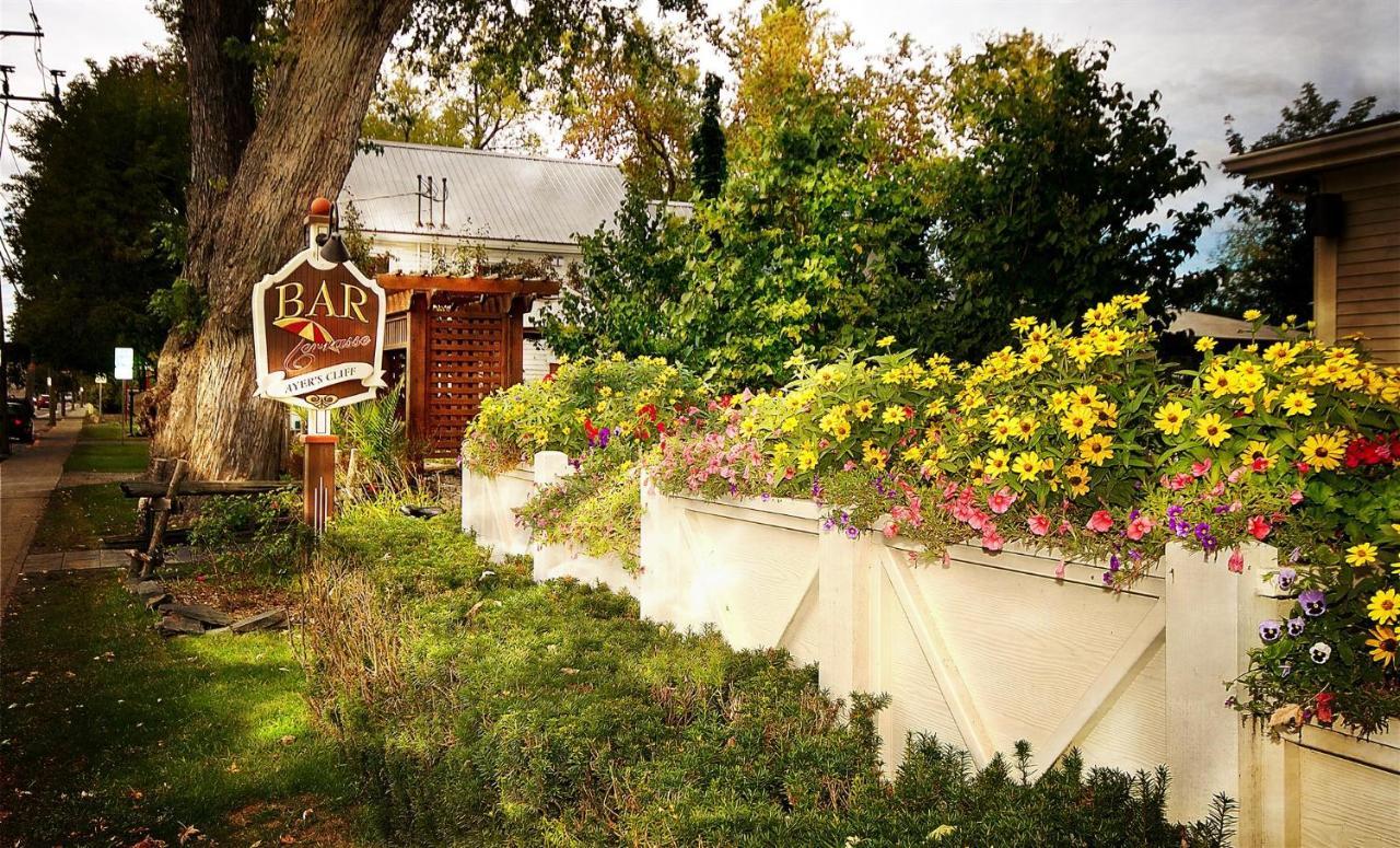 Auberge Ayer'S Cliff Exterior photo